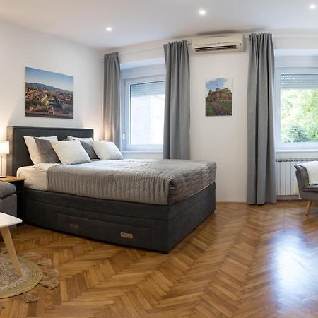 Like Home Zagreb Apartment Esterno foto