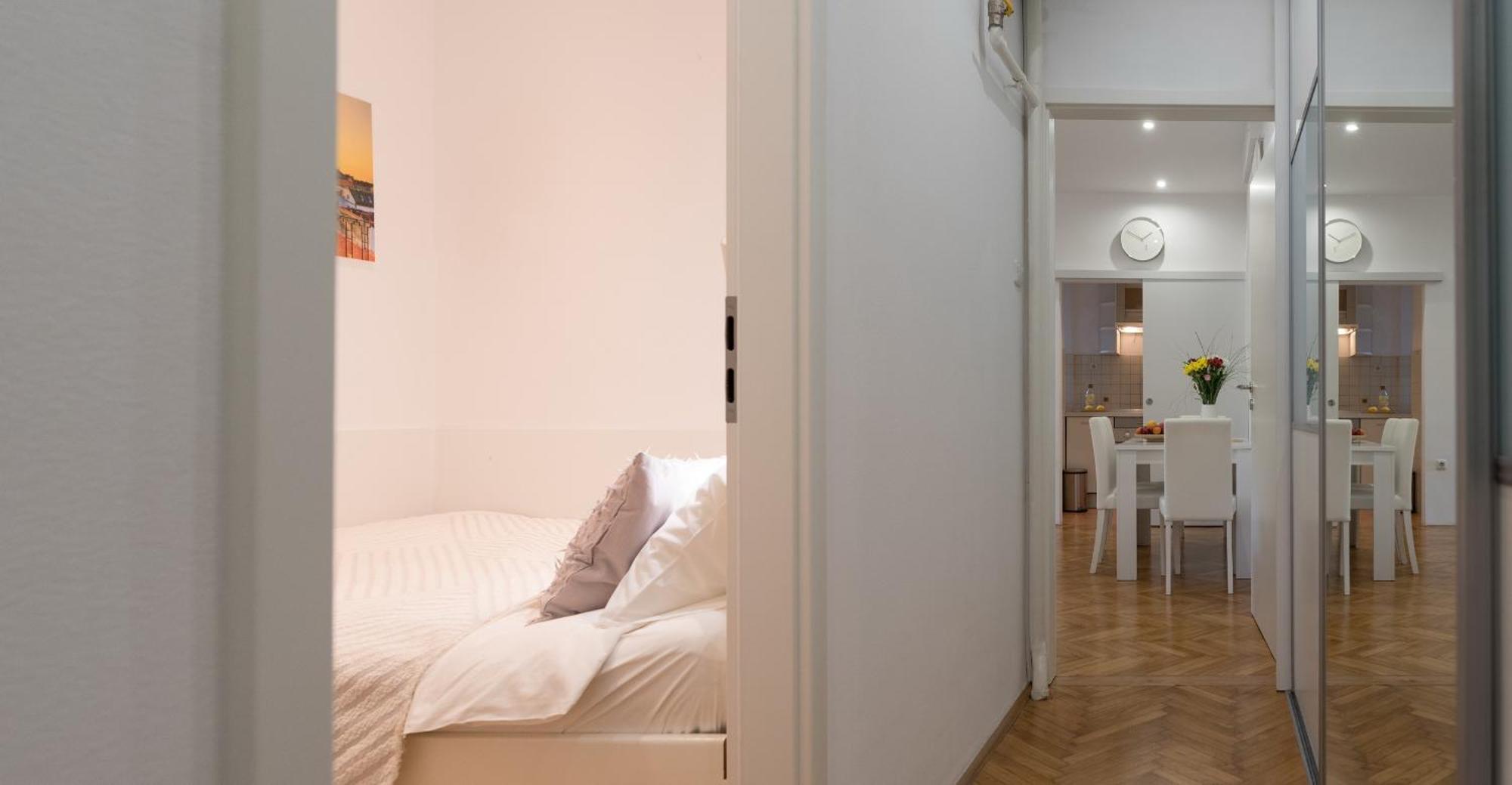 Like Home Zagreb Apartment Esterno foto