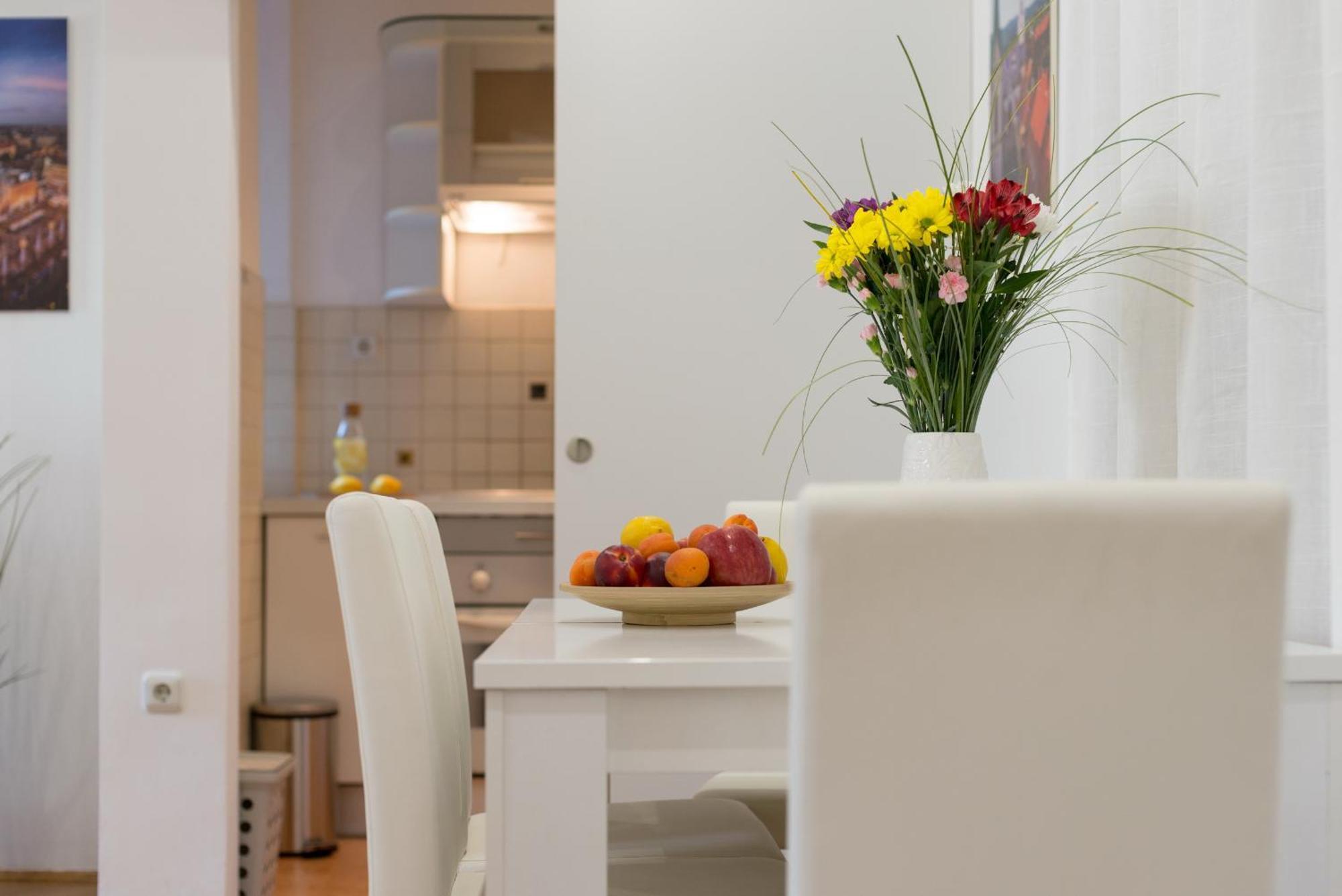 Like Home Zagreb Apartment Esterno foto